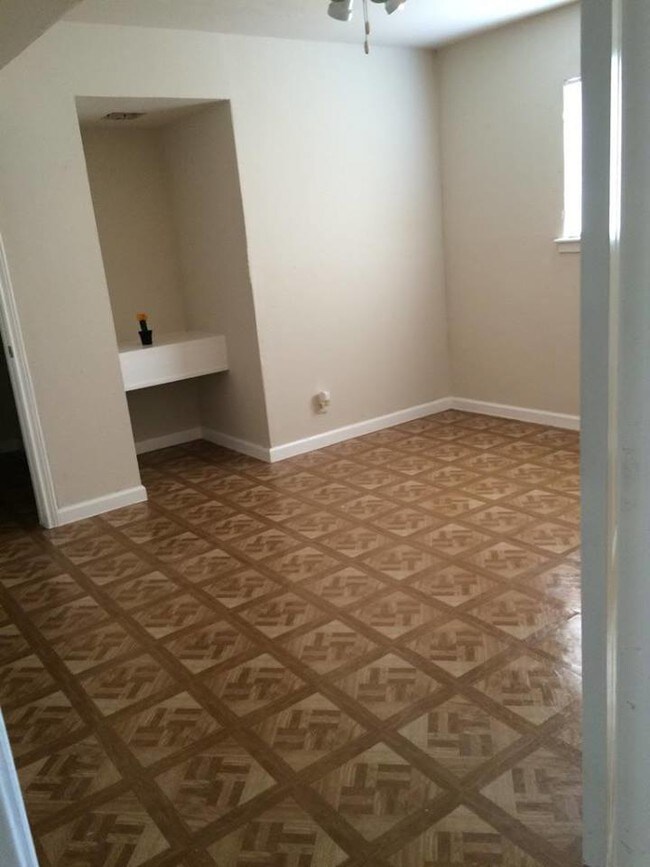 Foto del edificio - 5107 Browncroft St