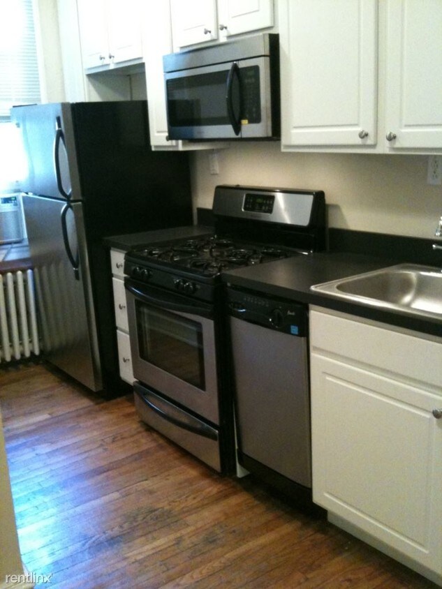 Foto principal - 2 br, 1 bath Apartment - 737 Spruce St Apt 2F