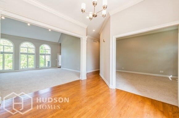 Building Photo - AVAILABLE NOW! - 4978 Willow Ridge Ct, Zio...