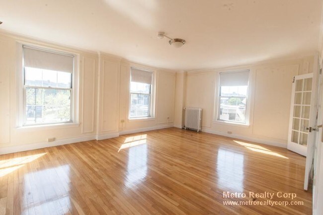 Foto del edificio - 1284 Beacon St