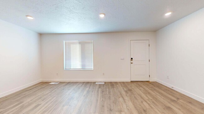 Foto del edificio - Newer Old Sorrel Townhome