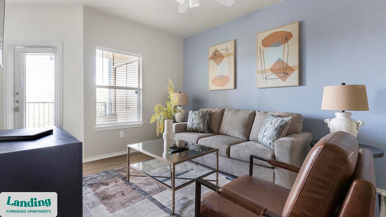 Foto principal - 7027 Farm-To-Market Rd 78