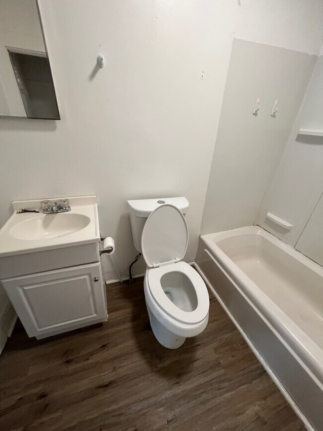 Foto del edificio - 307-309 Maple St