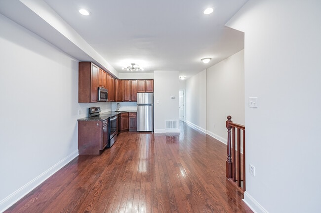 Kitchen 2 - 1818 Federal St