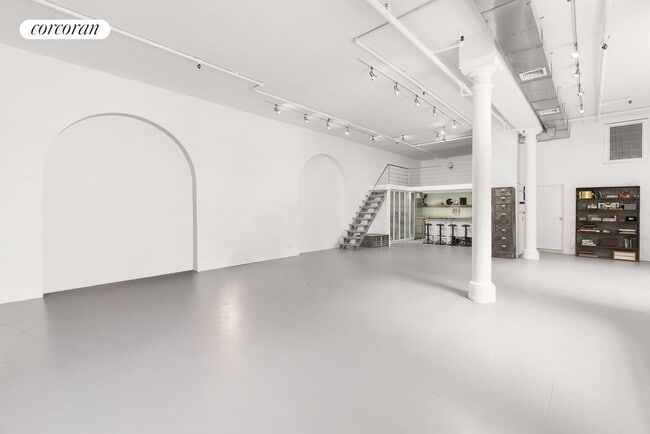 Building Photo - 514 Broadway