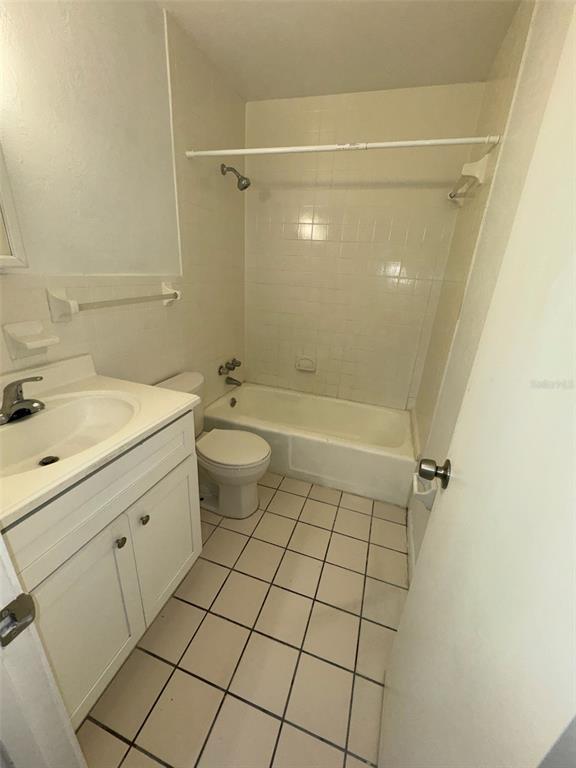 Foto del edificio - 1711 NE 70th St