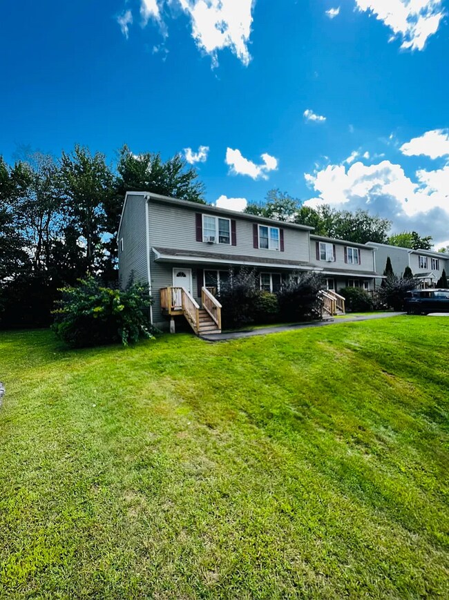 Foto del edificio - 1434 Ohio St