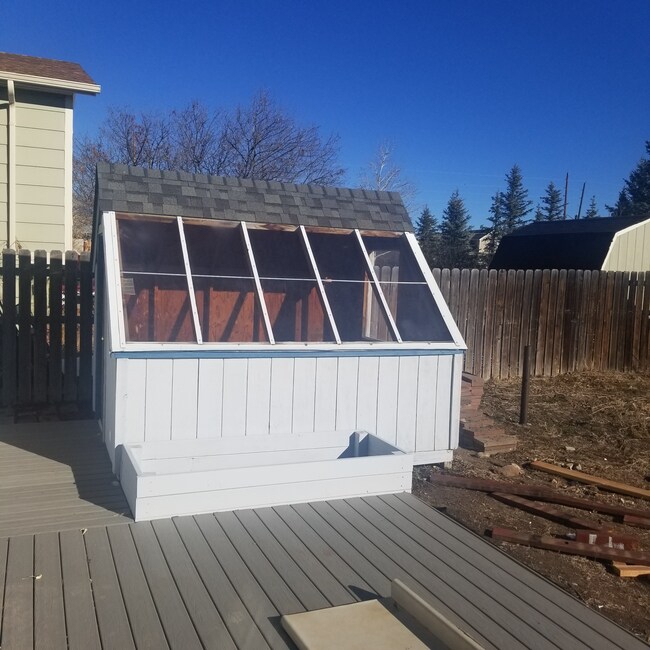 Building Photo - 4417 Pathfinder Ave
