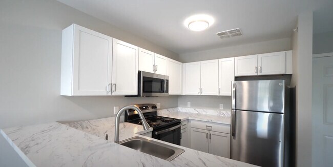 Foto del edificio - Westwood Apartments
