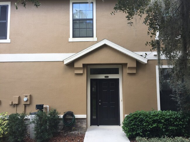 Building Photo - 5723 Kinglethill Dr