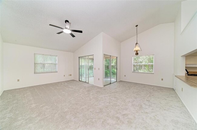 Building Photo - 4863 Village Garden Dr
