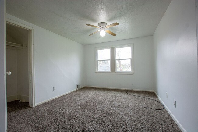 Foto del edificio - 5604 S 36th St