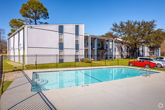 Pool - Whispering Pines Apartment Homes