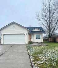 Building Photo - 430 N Megan St