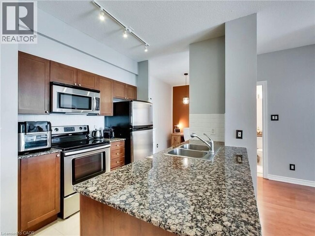 Building Photo - 3525 Kariya Dr