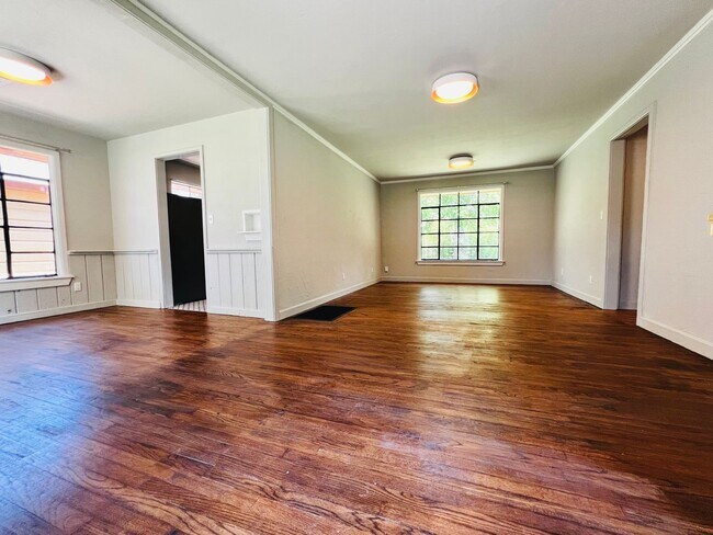 Foto del edificio - Charming 2BD 1BA Home in Norman, OK!!!