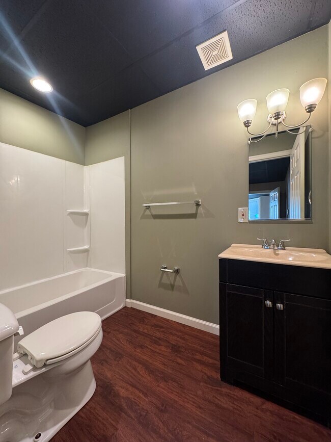 Foto del edificio - 350 Jefferson St