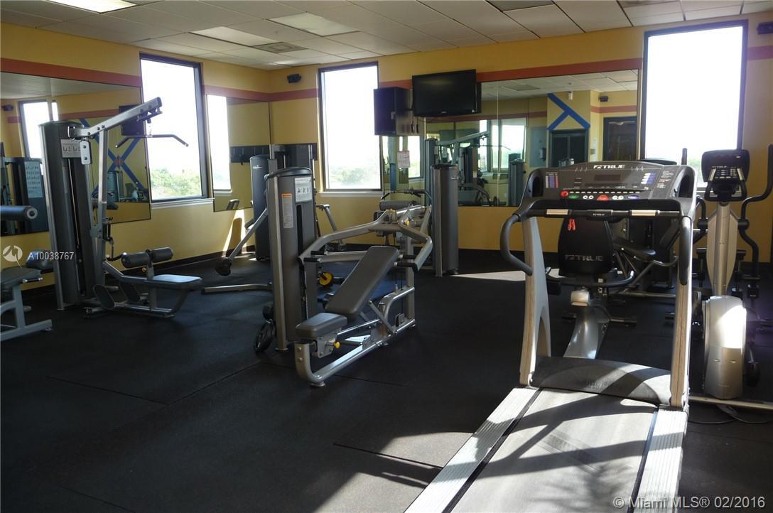 Building Photo - 2301 SW 27th Ave