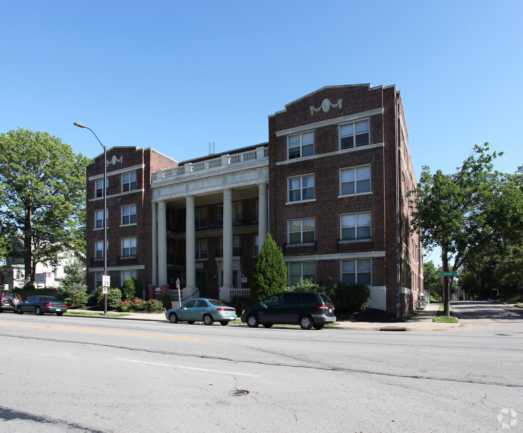 Gotham Apartments Apartments in Kansas City, MO