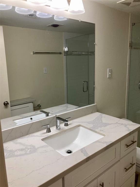 Foto del edificio - 800 Post Oak Blvd