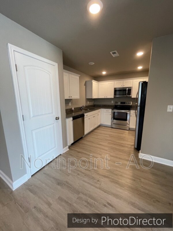 203 SW Rose St, Blue Springs, MO 64014 House Rental in Blue Springs