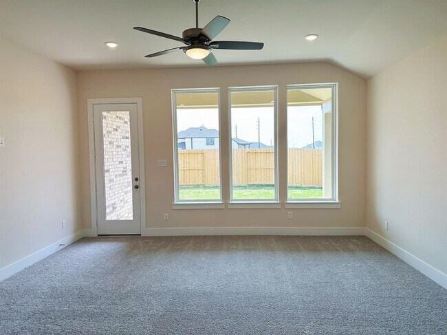 Building Photo - 31807 Grand Orch Ln