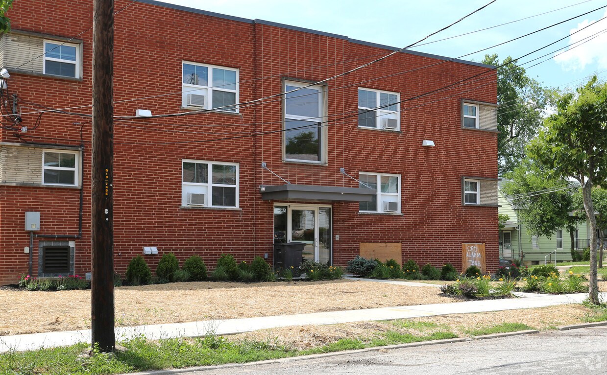 Building Photo - 3471 Fernside Pl