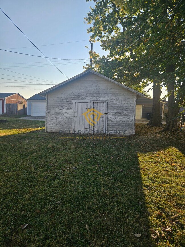 Photo - 75-77 S 4th Avenue Apartment