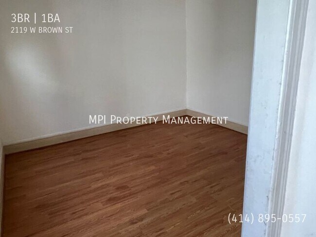 Foto del edificio - 2119 W. Brown Street - 3 Bedroom Rear House
