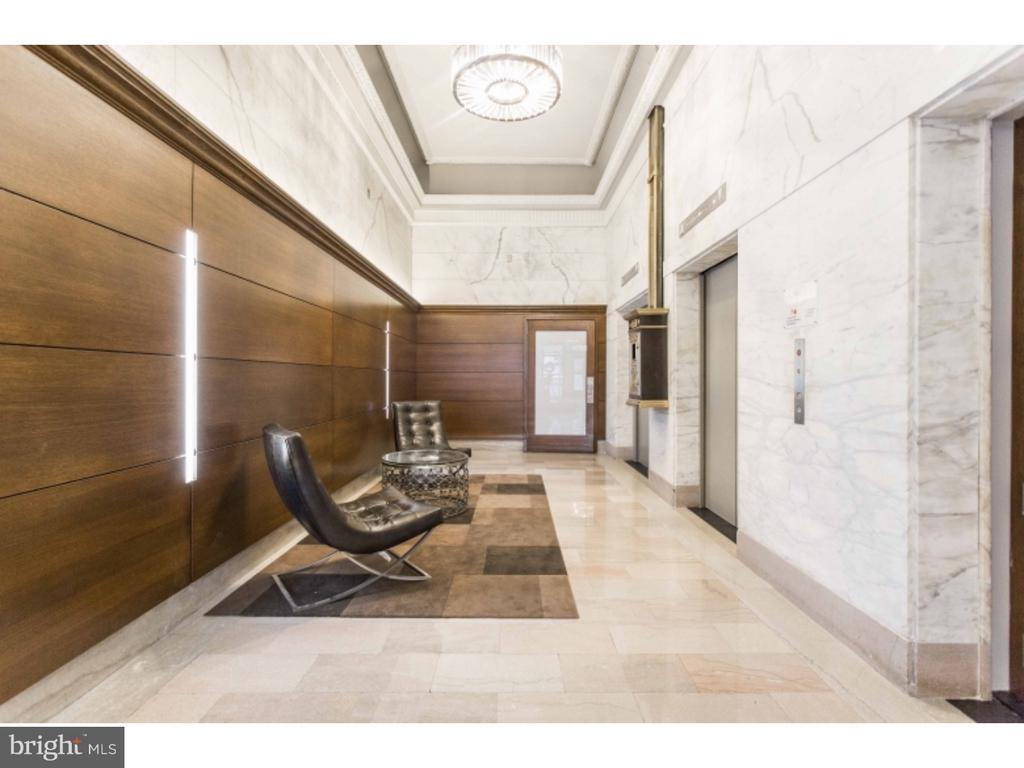 Foto principal - 1600 Walnut St