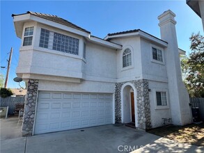 Building Photo - 5805 Encinita Ave