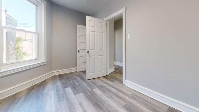 Building Photo - Renovated 3 Bedroom House for Rent