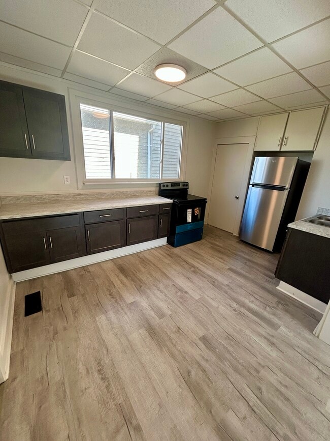 Building Photo - 425 Brighton Blvd