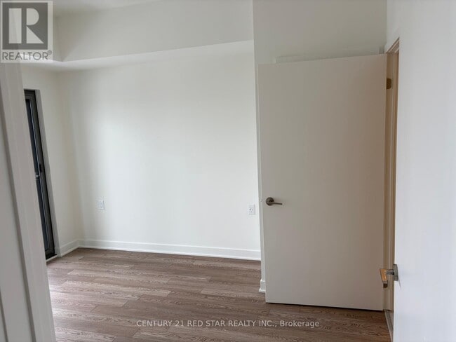 Building Photo - 51 Clarington Blvd