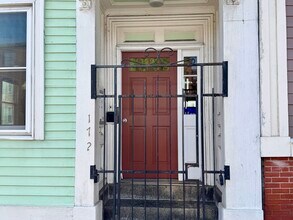 Building Photo - 172 Bunker Hill St