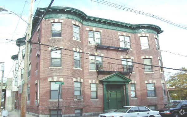 Primary Photo - 202-206 Chestnut St