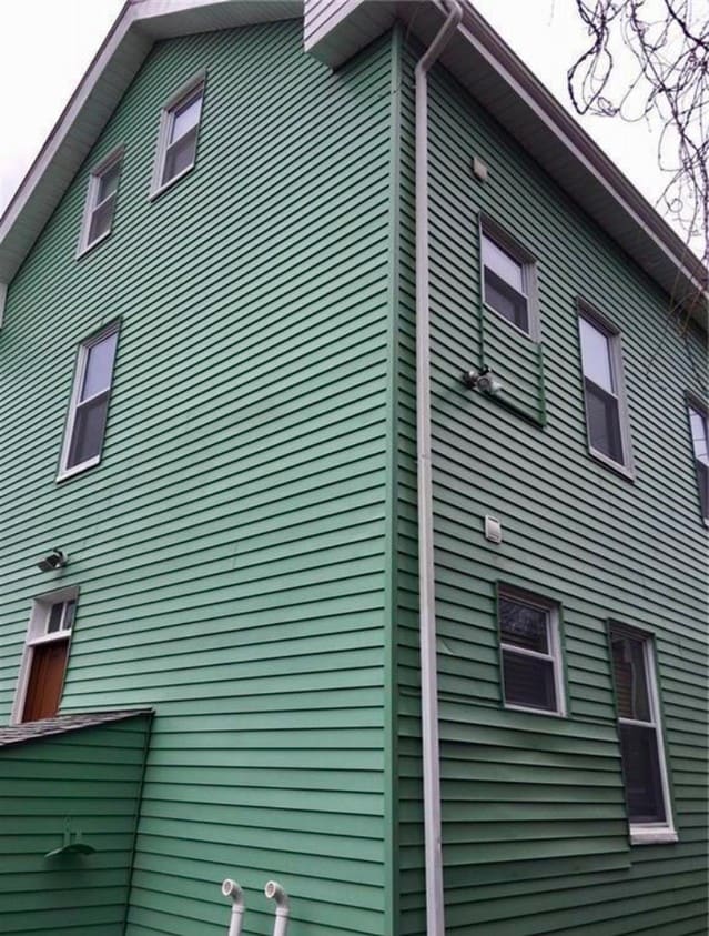 Primary Photo - 159 Brook St