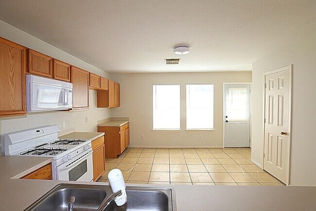 Building Photo - 19514 Rebel Yell Dr