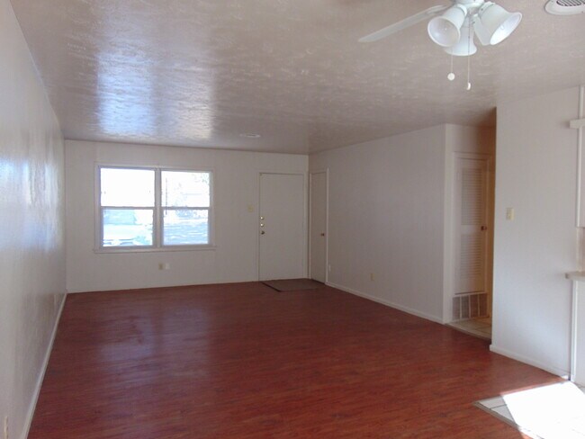 Foto del edificio - 5615 44th St