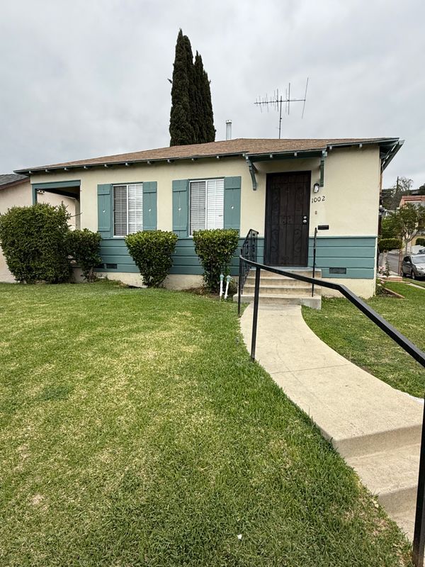 Foto principal - 1002 Tyler St