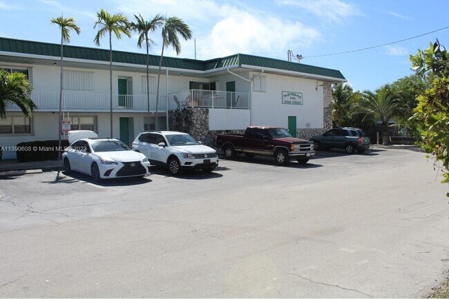 Building Photo - 5301 Ocean Terrace