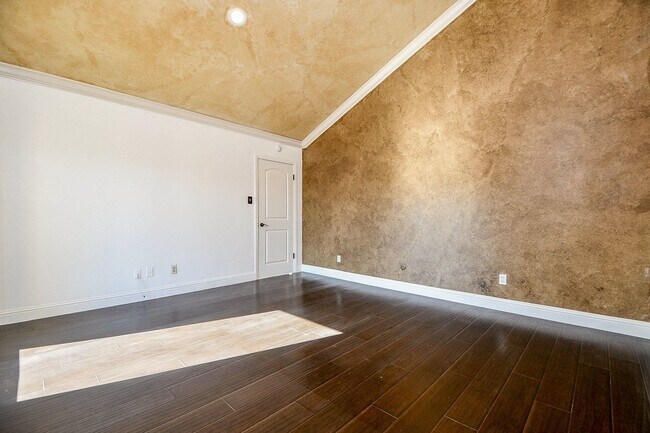 Foto del edificio - 6000 Inwood Dr