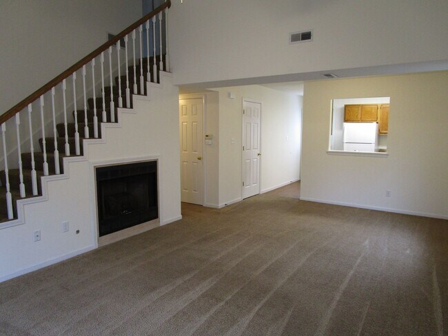 Foto del edificio - 3538-3540 Prescott Dr.