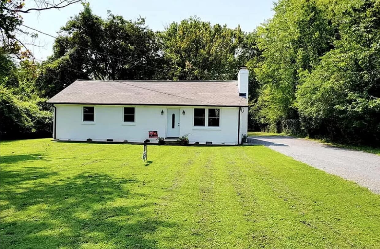 Photo - Updated 3-Bedroom Gem with 1.5 Baths at 106 Robinhood Circle, Hendersonville!