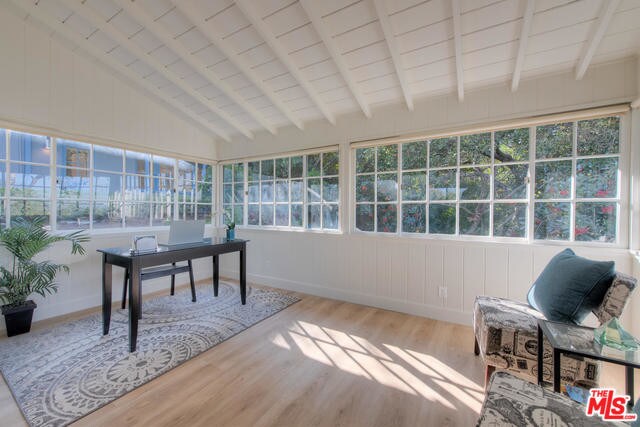 Foto del edificio - 3717 Blue Canyon Dr