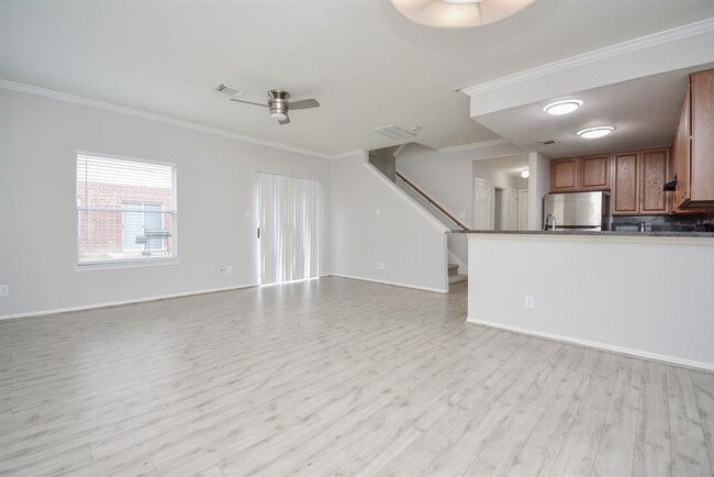 Building Photo - 3826 Shire Valley Dr