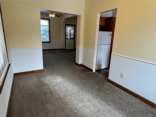 Foto del edificio - 227 Amy Ave