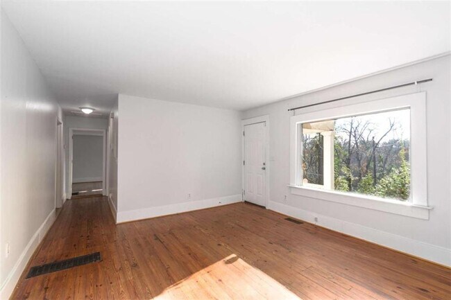 Foto del edificio - 2344 Ripplewater Dr SE