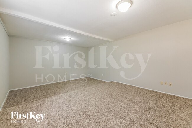 Foto del edificio - 2029 Willow Ln