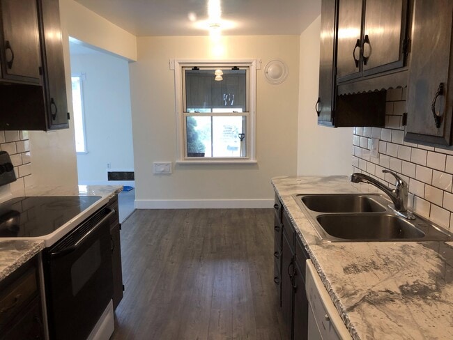 Foto principal - 108 Toponce Drive